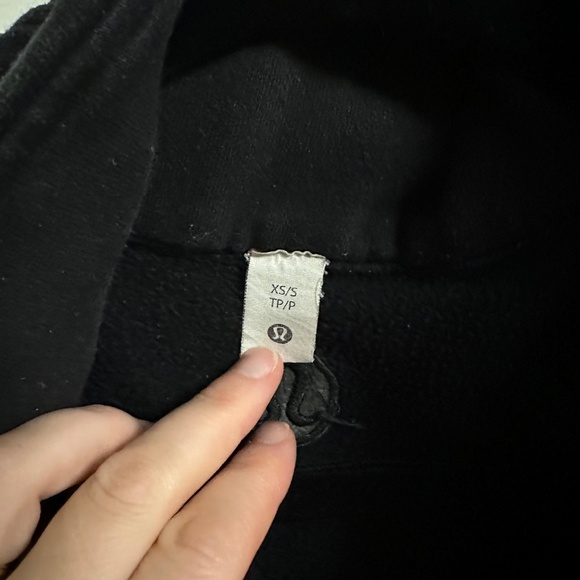 Lululemon scuba sweater - Picture 2 of 4